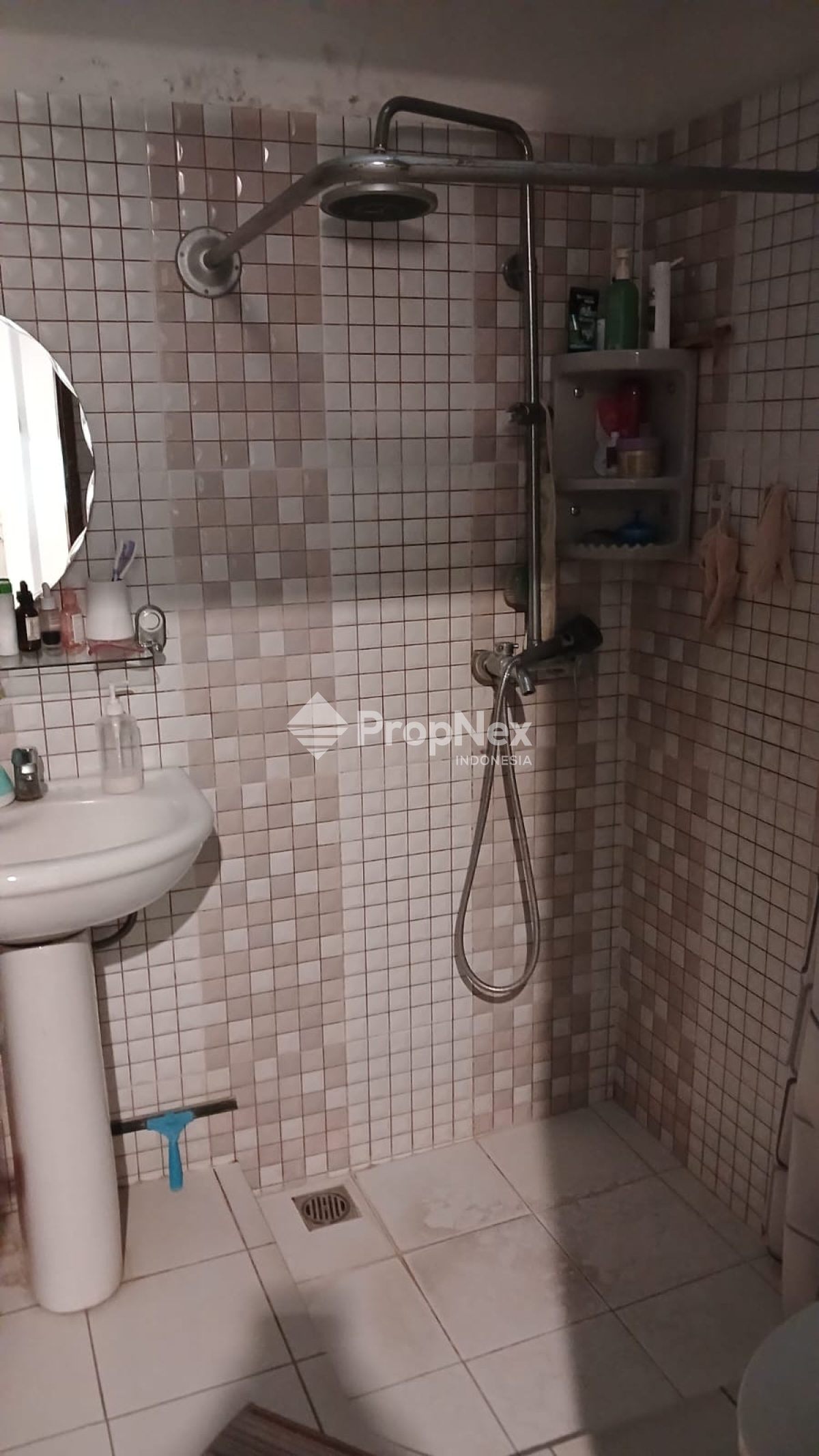 Jual Rumah Hook 2 Lantai di Kawasan Tulip Permai Estate — foto 6